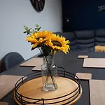 - 3 Bed - Hot Tub House Appartement *