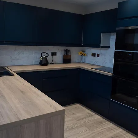 דירה - 3 Bed - Hot Tub House *