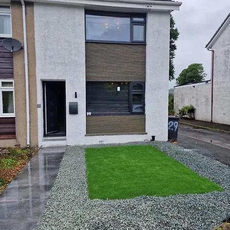 - 3 Bed - Hot Tub House Bowness-on-Windermere